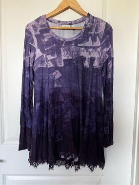 LOGO by Lori Goldstein Purple Ombre Tie-Dye Long Sleeve Top with Lace Trim